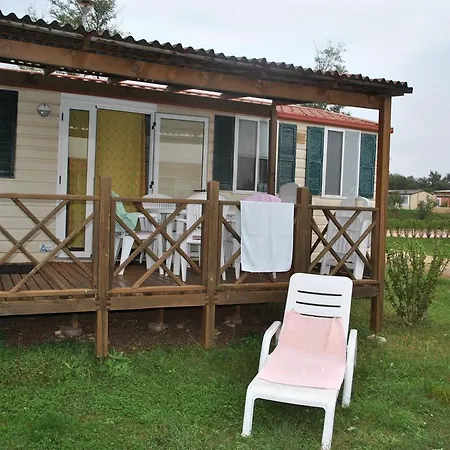 Mobile Homes Camp Brione 3* Πούλα