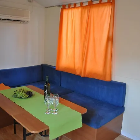 Πάρκο διακοπών Mobile Homes Camp Brione Πούλα