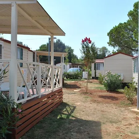 Πάρκο διακοπών Mobile Homes Camp Brione